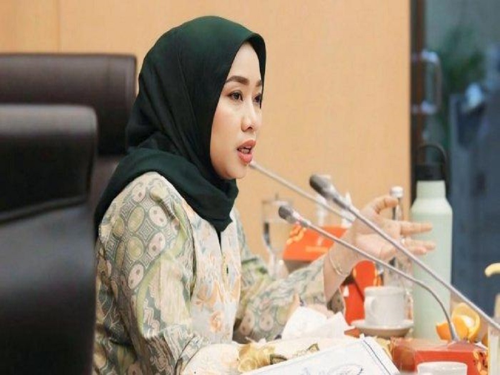 Anggota Komisi XII DPR RI Desak Izin 3 Perusahaan Tambang di Raja Ampat Dicabut