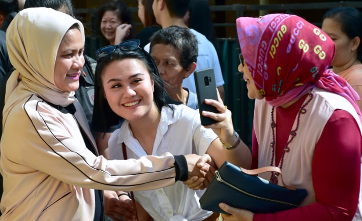 Iriana Jokowi dan Perempuan Cantik