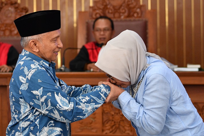 Amien Rais - Ratna Sarumpaet