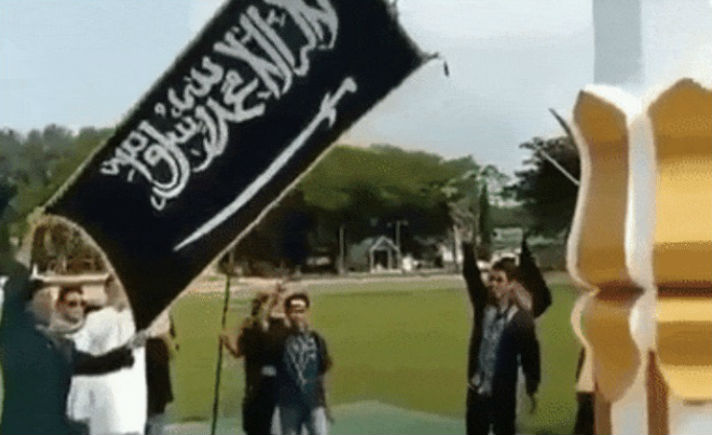 Bendera Hitam