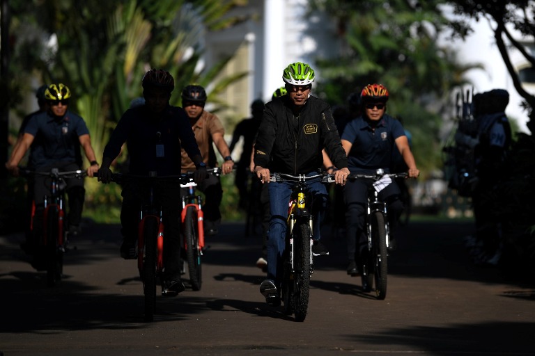 Jokowi Sepeda Santai