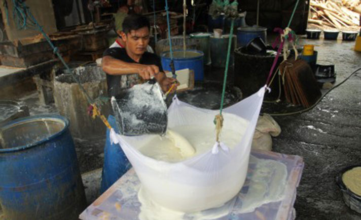 Perajin Tahu dan Tempe di Banda Aceh