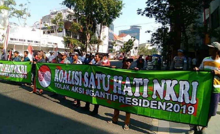 Tolak Ganti Presiden