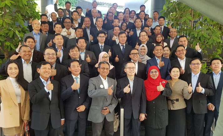 Para delegasi 26 kota dan daerah dari 10 negara ASEAN