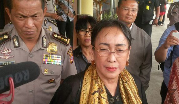 sukmawati-soekarnoputri