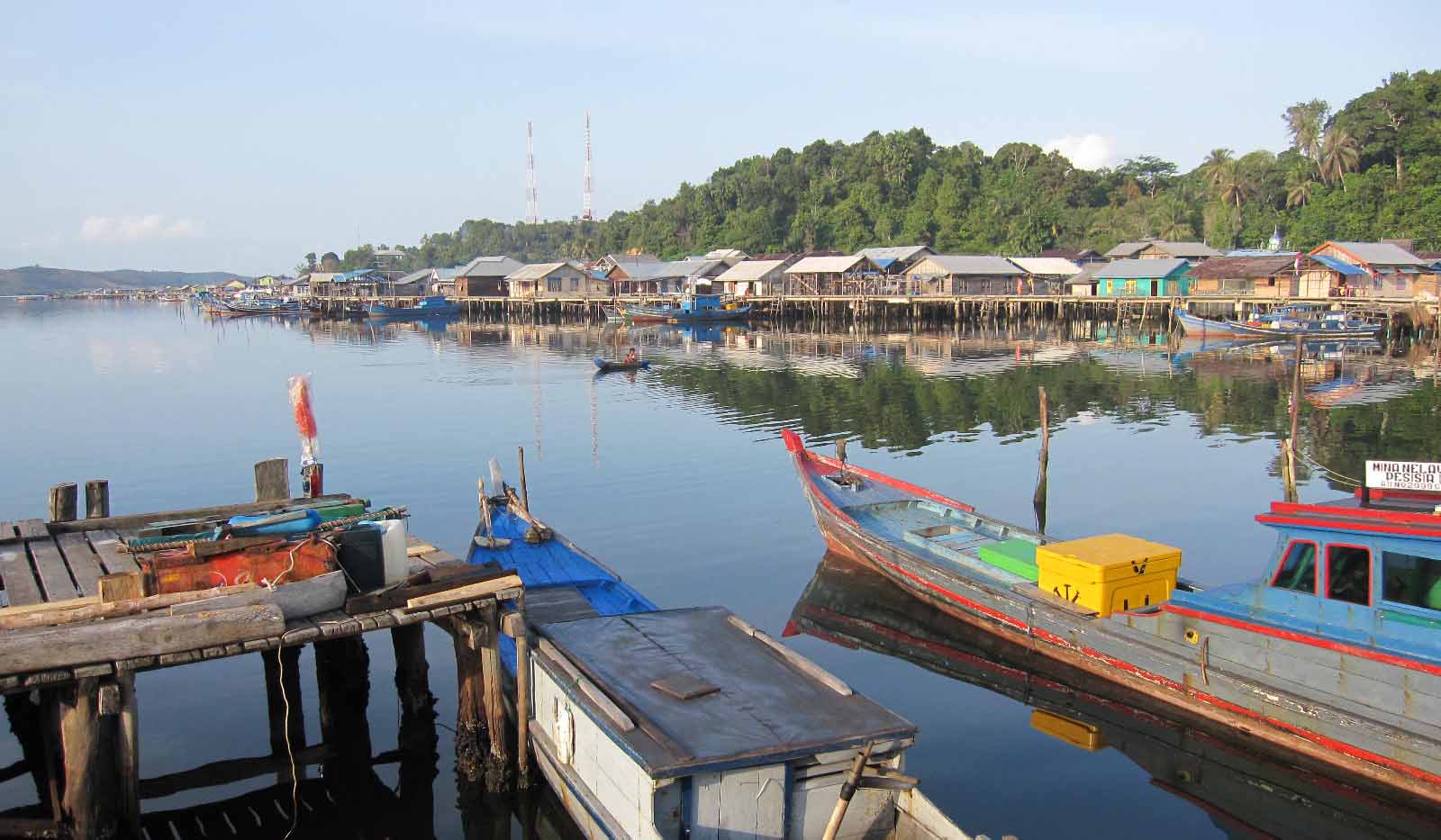 Impian Sang Kepala Desa di Pulau Terpencil  Tagar