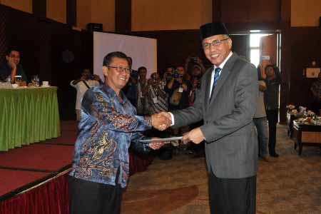 Gubernur Aceh Terpilih