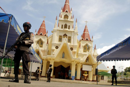 Paskah di Larantuka