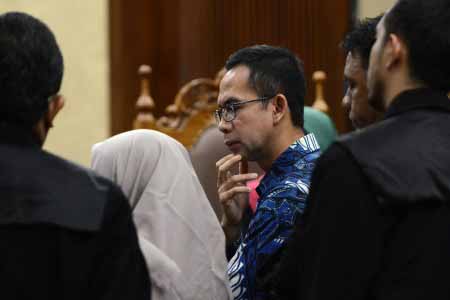 Tubagus Chaeri Wardana alias Wawan,