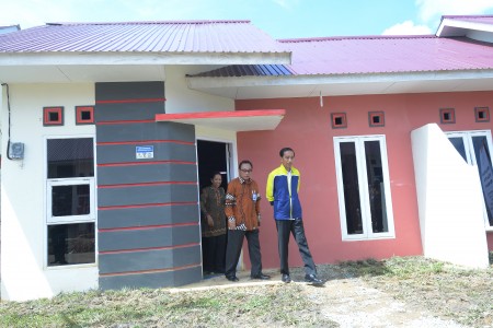 Berita presiden-jokowi-tinjau-proyek-rumah-di-balikpapan-1