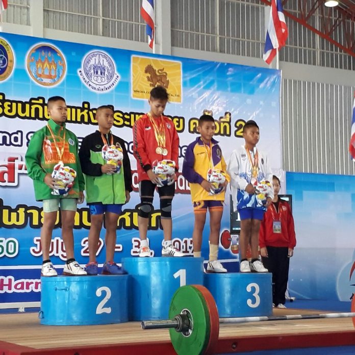 Atlet angkat besi Indonesia Pecahkan Rekor SSG Thailand