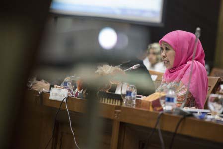 Menteri Sosial Khofifah Indar Parawansa