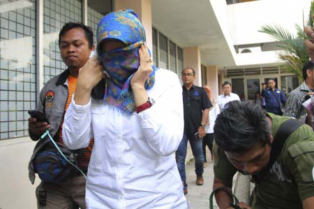 Berita anggota-tim-saber-pungli-polda-sumatera-selatan-1-oke