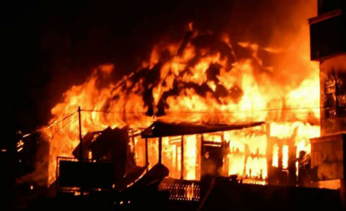 Pembakaran Kantor Dinas Kabupaten Intan Jaya