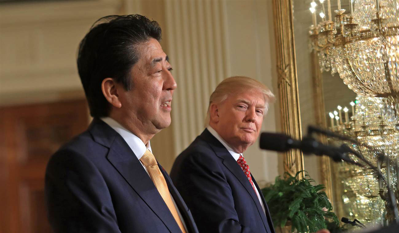 Presiden Amerika Serikat, Donald Trump dan Perdana Menteri Jepang Shinzo Abe.