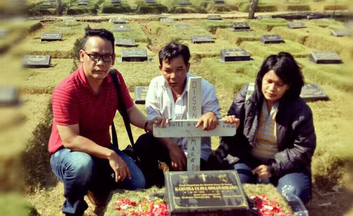 Makam Bayi Debora