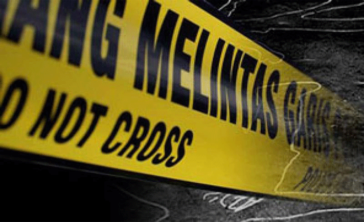 Mobil Tangki Terkam Gudang