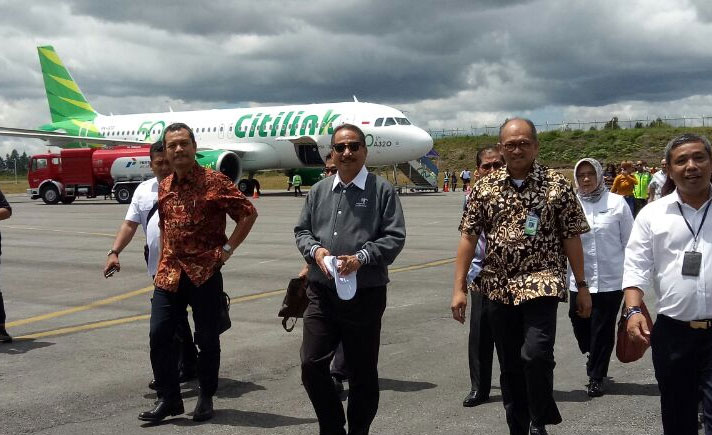 Rombongan Menteri Pariwisata tiba di Bandara Silangit dengan menggunakan pesawat Citilink