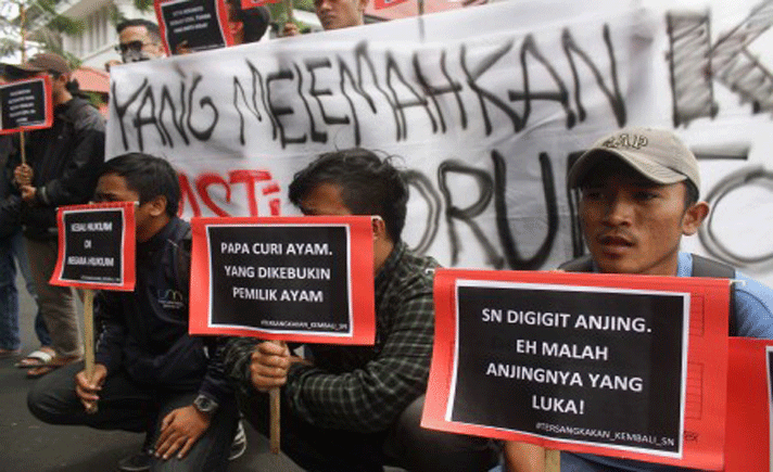 Protes Praperadilan Setya Novanto