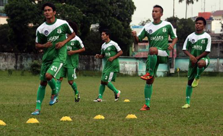 Skuad PSMS Medan mulai menggelar latihan perdana di Stadion Kebun Bunga menjelang bergulirnya Kompetisi Liga I Indonesia yang menurut rencana mulai berlangsung akhir Februari 2018.