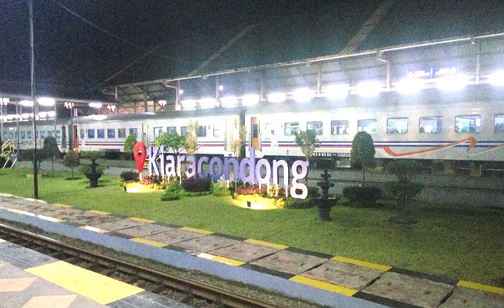 Stasiun KA Kiaracondong