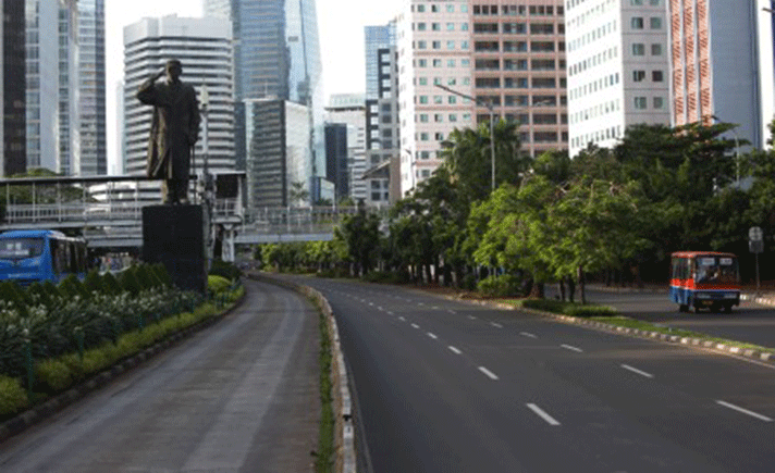 Jalanan Jakarta Lengang