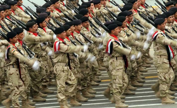 Militer Irak pada Ahad berpawai di Zona Hijau Baghdad untuk merayakan pembebasan penuh tanah Irak dari kelompok IS.