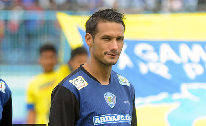 Maitimo Hengkang dari Persib Bandung, Benarkah dan Apa 