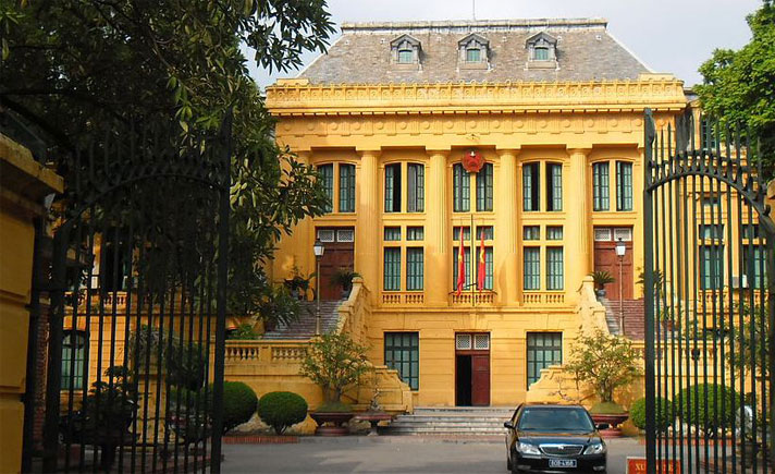 Gedung Pengadilan Vietnam