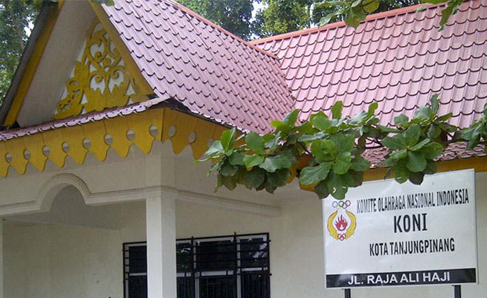 Komite Olahraga Nasional Indonesia Kepulauan Riau mengajukan anggaran sekitar Rp10 miliar untuk pelaksanaan Pekan Olahraga Provinsi (Porprov) Kepri IV 2018 di Kota Tanjungpinang.