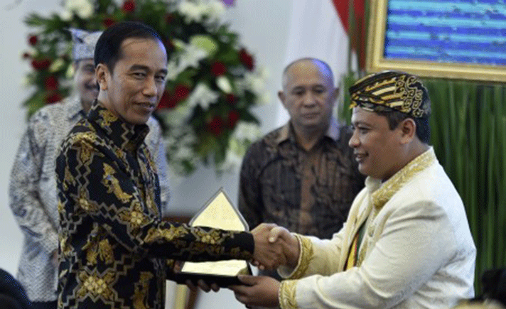 Jokowi Diminta Bentuk Unit Kerja Keraton  Tagar