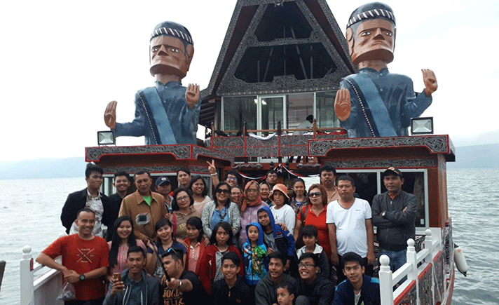 Rumah Batak Terapung