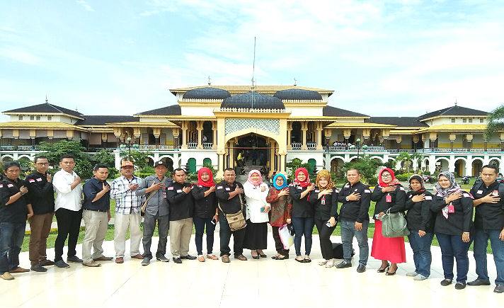 Coklit Istana Maimun