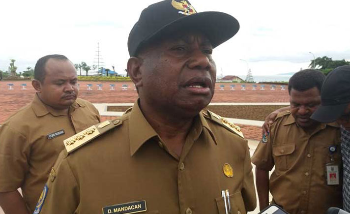 Gubernur Papua Barat Bertekad Hilangkan Miras dari Tanah Papua | Tagar