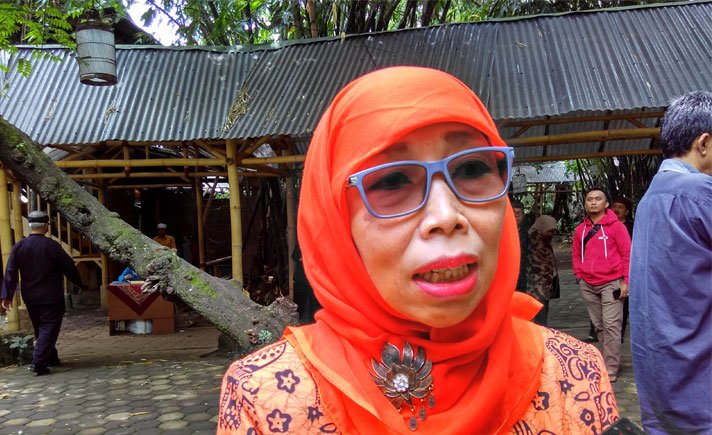 Ketua KPID Jabar Dedeh Fardiah