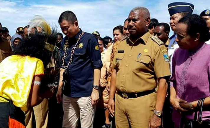 Menteri ESDM Resmikan Bandara di Manokwari