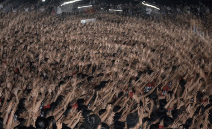 Rekor Tari Kecak Kolosal