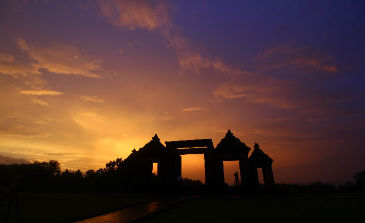 Istana Hindu Budha 2