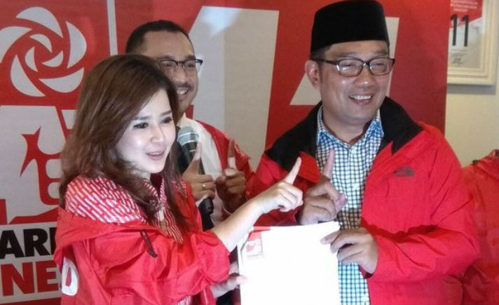 Partai Solidaritas Indonesia (PSI) resmi medukung pasangan Ridwan Kamil dan Uu Ruzhanul Ulum atau disingkat Rindu pada Pilkada Serentak 2018