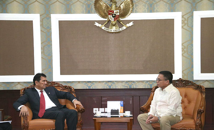Perjuangkan Nasib Guru Honorer Aceh