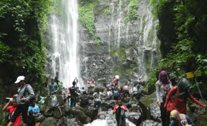 Wisata Curug Lawe