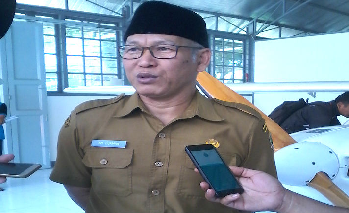 Kepala Sekolah SMK 12 Kota Bandung RM Lukman