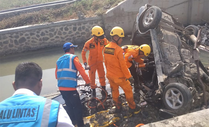 Laka di Tol Trans Jawa