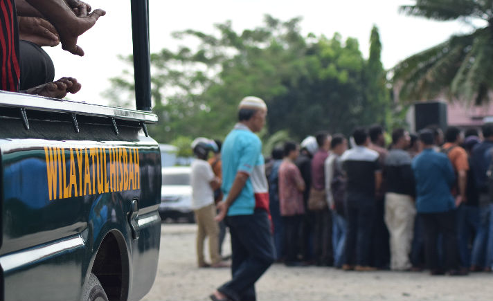Hukum Cambuk Aceh