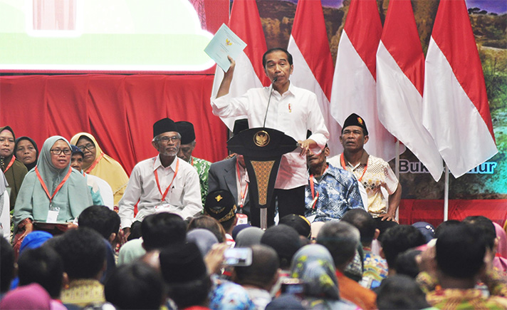 Jokowi di Gresik
