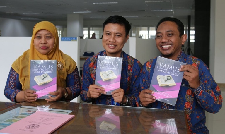 Kamus Padanan Istilah Asing-Indonesia