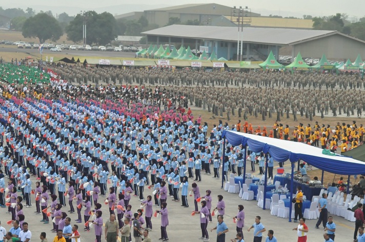 Tarian Gemu Famire Pecahkan Rekor MURI