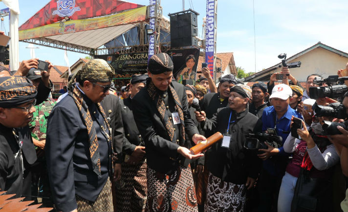 Bayar Pajak