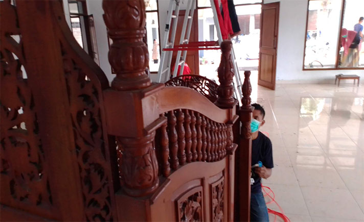 Relawan Komunitas Resik-Resik Masjid