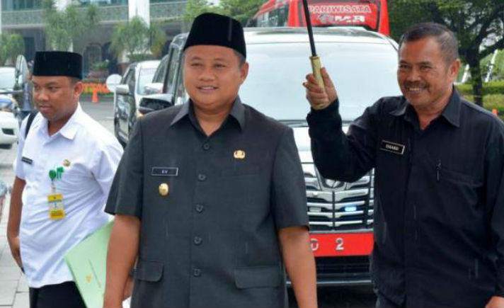 Uu Ruzhanul Ulum